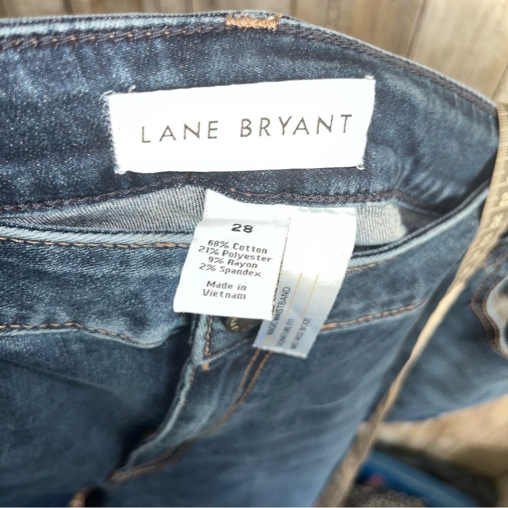 Lane Bryant Signature Bootcut Jeans Magic Waistband Mid Rise Dark Wash 28 - Picture 8 of 8
